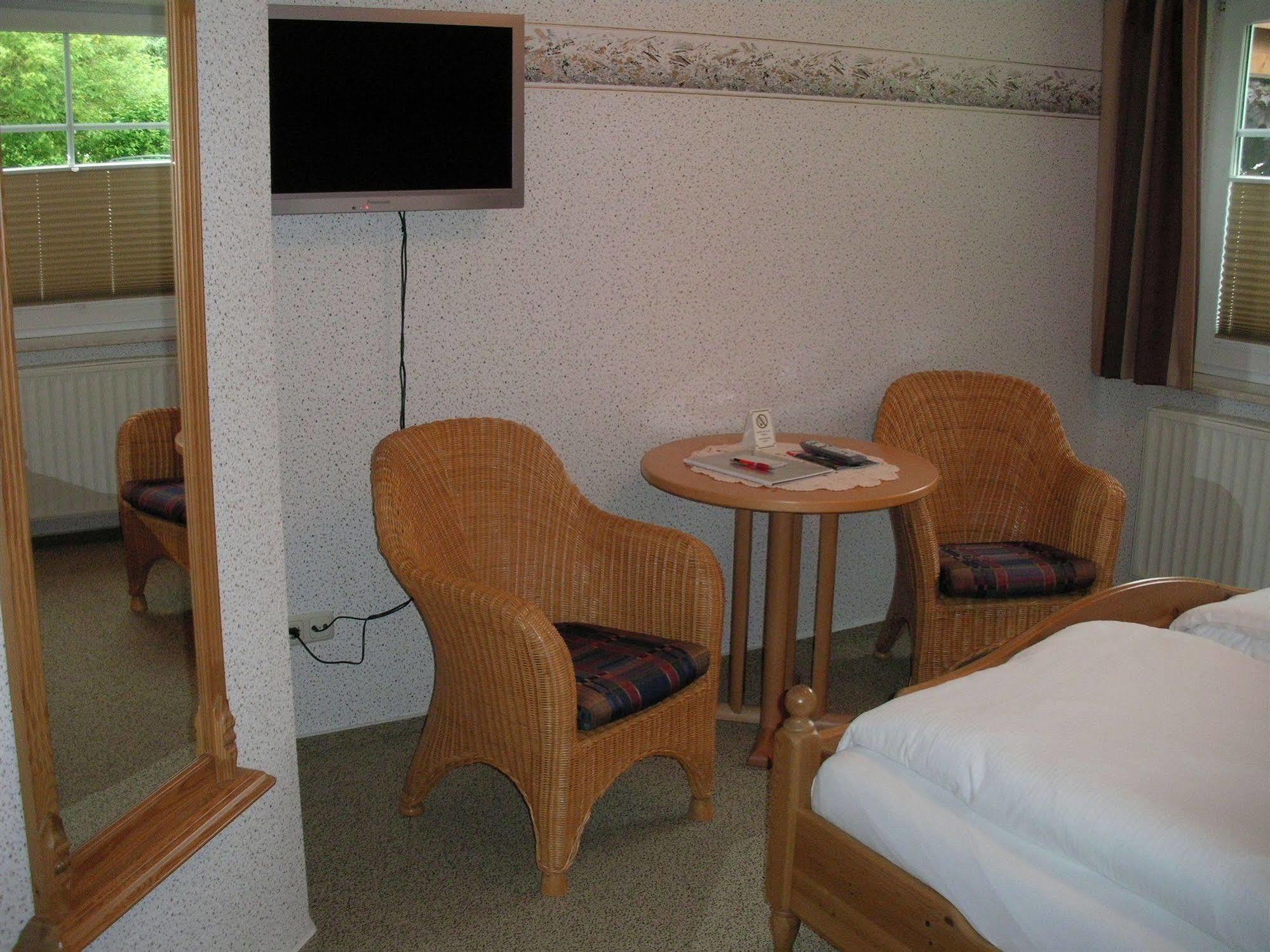 Hotel Company Cölbe Dış mekan fotoğraf