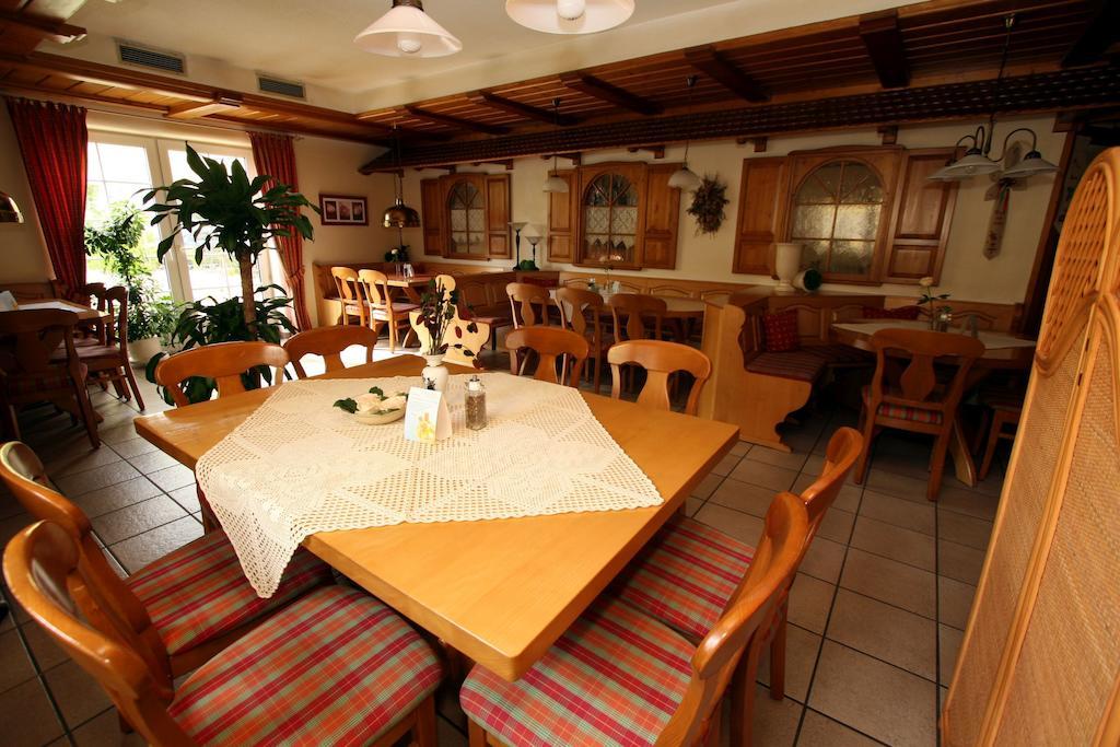 Hotel Company Cölbe Dış mekan fotoğraf