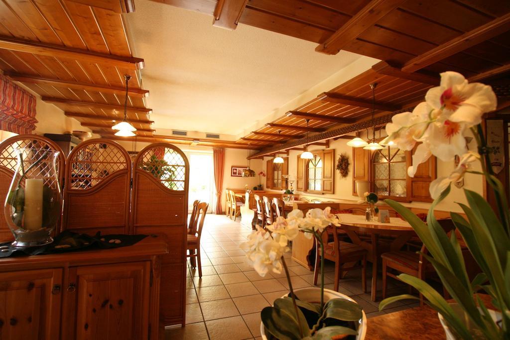 Hotel Company Cölbe Dış mekan fotoğraf